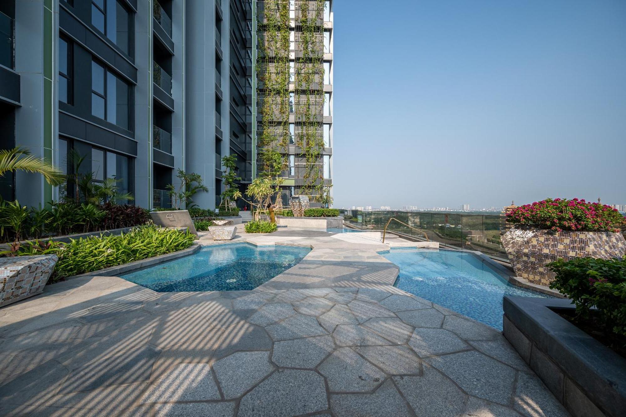 Anthesis Vinhomes Central Park Ho Chi Minh City Exterior photo